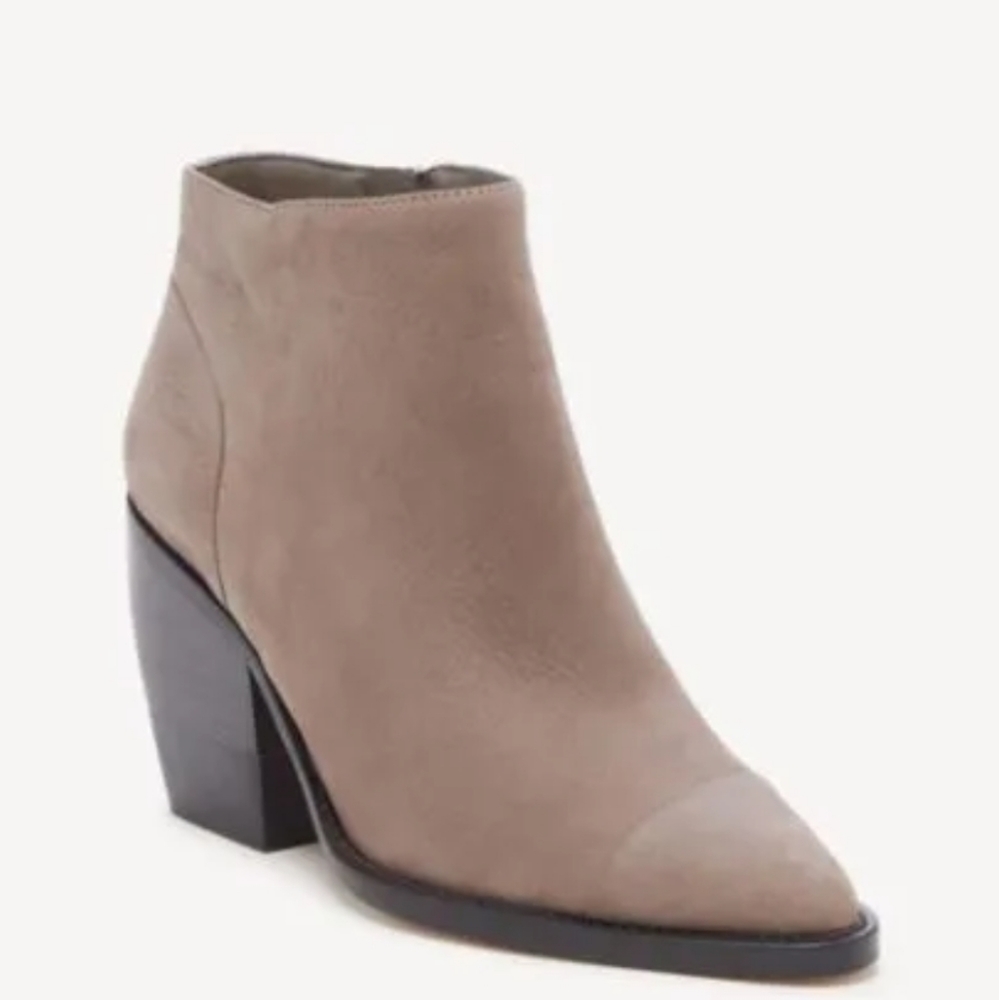 Sole Society Maevel Cap Toe Tan Ankle Boots